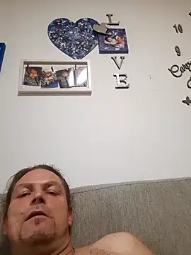 Snapshot of _Pipi_ chatting on June 29, 5:57 pm Pipi online show from June 29, 5:57 pm