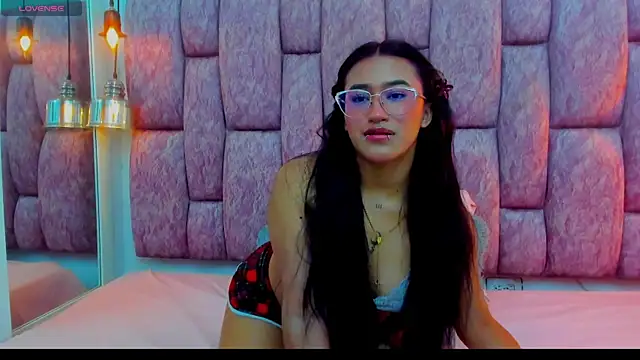 miss aris online show from March 18, 3:42 am