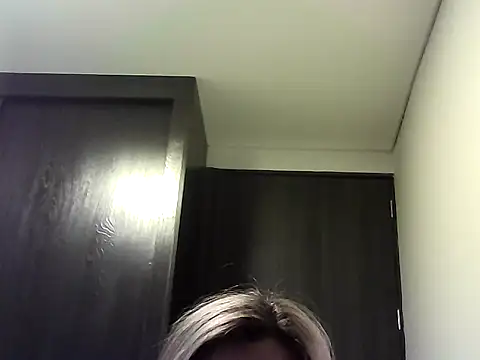 Valery  Rouse  online show from October 5, 9:56 pm