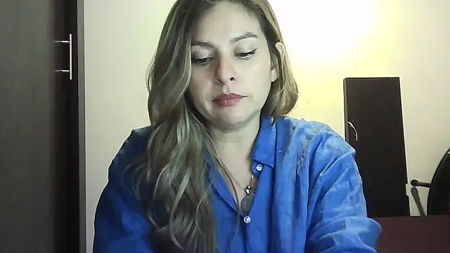 Valery  Rouse  online show from March 26, 3:56 am