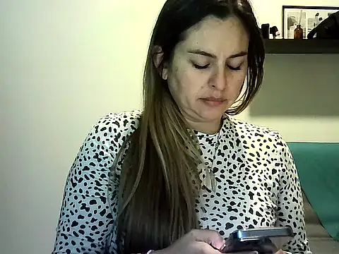 Valery  Rouse  online show from July 25, 1:36 am