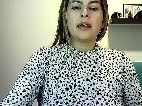Valery  Rouse  online show from July 29, 12:36 pm