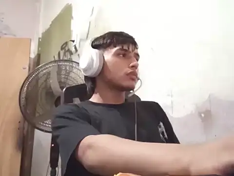 MYM69 - online show from March 31, 6:36 am