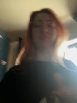 DaddysLittleSlutfox online show from April 14, 1:50 pm