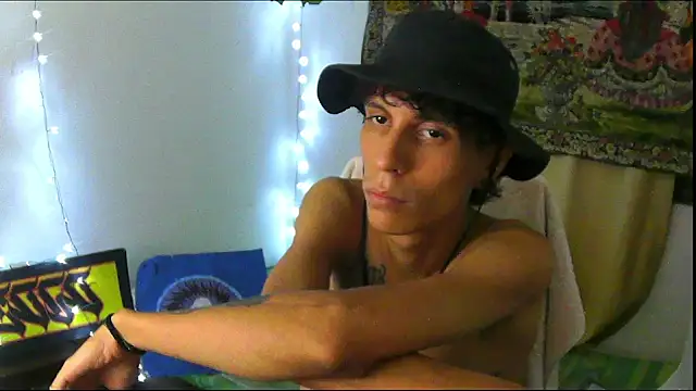 Crxxxsh online show from September 10, 2:44 am