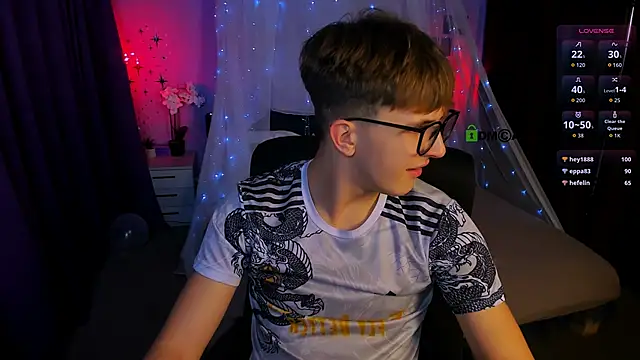 travis wolf  online show from November 6, 7:59 pm