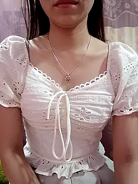 Snapshot of CherryBeii chatting on November 17, 10:48 pm CherryBeii online show from November 17, 10:48 pm