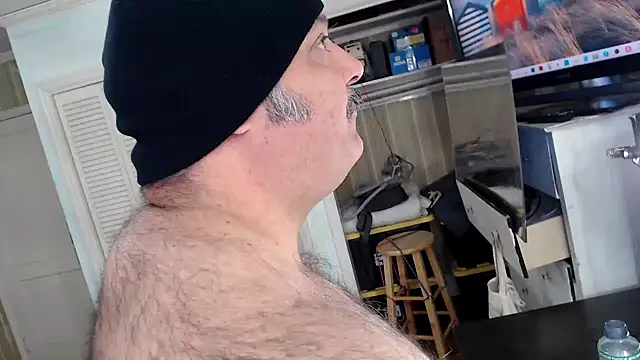 Snapshot of bullmusclejoe chatting on February 8, 2:42 pm bullmusclejoe online show from February 8, 2:42 pm