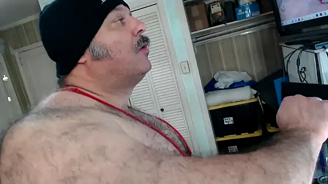 Snapshot of bullmusclejoe chatting on February 25, 4:55 am bullmusclejoe online show from February 25, 4:55 am