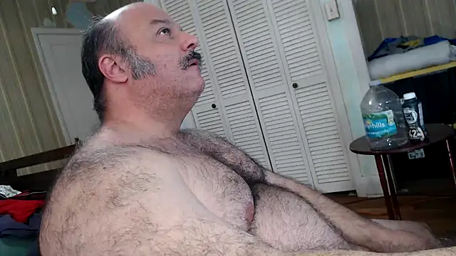 Snapshot of bullmusclejoe chatting on February 26, 10:31 pm bullmusclejoe online show from February 26, 10:31 pm