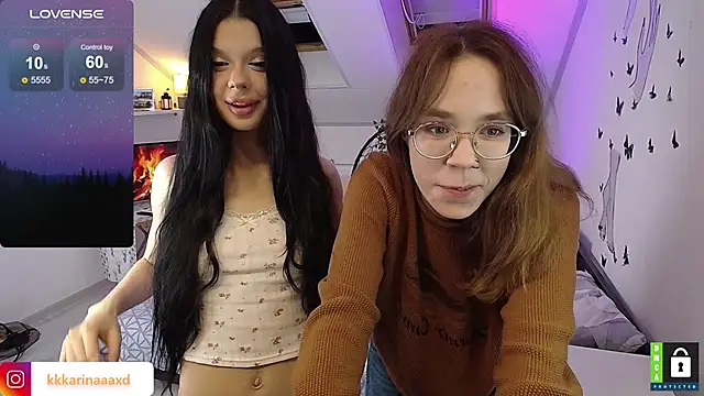 Snapshot of _karin chatting on October 3, 7:44 pm karin online show from October 3, 7:44 pm