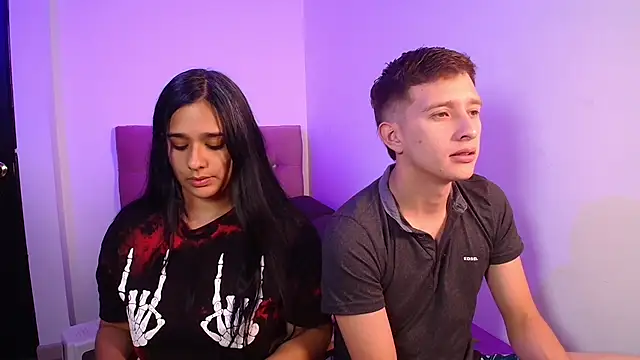 mae nathan  online show from February 17, 4:09 am