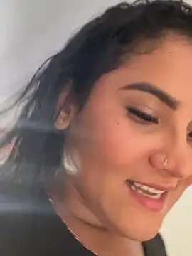 liz monserrat 1 online show from March 11, 5:08 pm