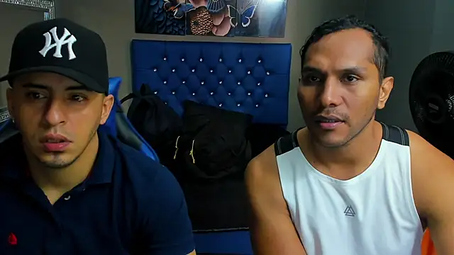 AngelAndChris online show from September 22, 12:18 pm