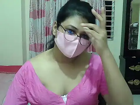 Snapshot of Elena_cruz5 chatting on September 9, 4:06 pm Elena cruz5 online show from September 9, 4:06 pm