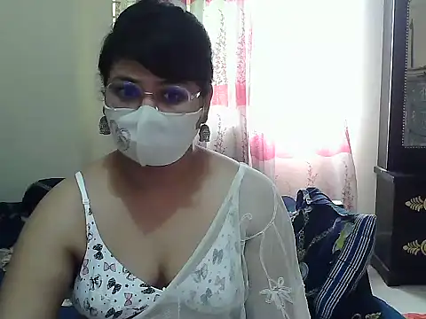 Snapshot of Elena_cruz5 chatting on September 14, 5:50 am Elena cruz5 online show from September 14, 5:50 am