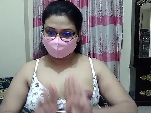 Snapshot of Elena_cruz5 chatting on September 25, 4:54 pm Elena cruz5 online show from September 25, 4:54 pm