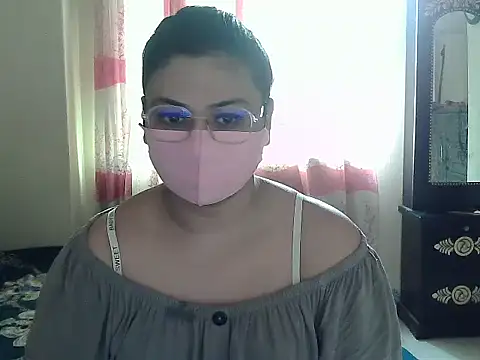 Snapshot of Elena_cruz5 chatting on September 27, 2:05 am Elena cruz5 online show from September 27, 2:05 am