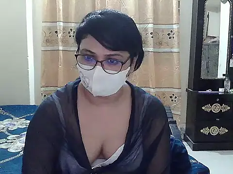 Snapshot of Elena_cruz5 chatting on September 30, 7:52 pm Elena cruz5 online show from September 30, 7:52 pm
