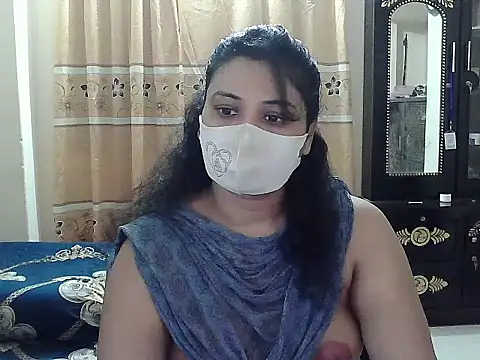 Snapshot of Elena_cruz5 chatting on October 9, 2:37 pm Elena cruz5 online show from October 9, 2:37 pm
