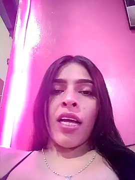 SaraBust online show from September 24, 5:16 pm