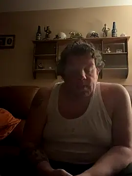 Stephanie1984 online show from October 30, 12:01 am