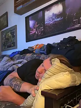 Stephanie1984 online show from March 28, 3:39 am