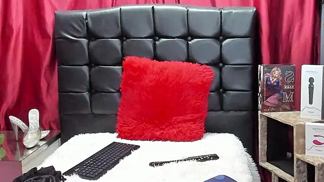 Snapshot of SofiaXDelRio chatting on March 17, 11:02 am SofiaXDelRio online show from March 17, 11:02 am