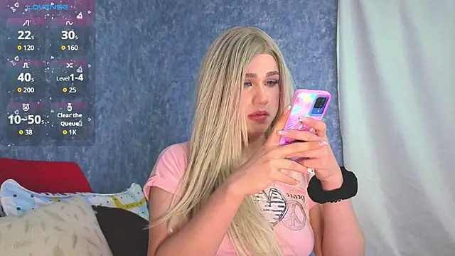 saraah queen1 online show from March 4, 4:51 am