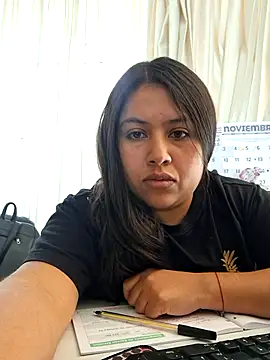 Snapshot of Amapola_blue chatting on November 27, 2:41 pm Amapola blue online show from November 27, 2:41 pm