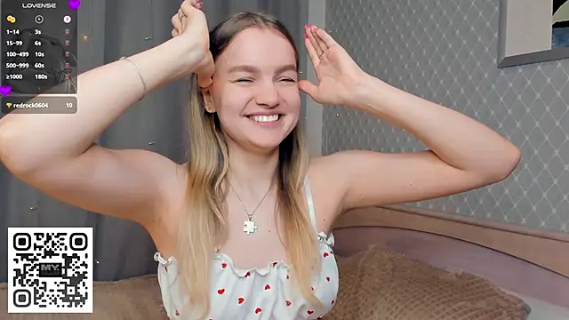 KerenFurguson online show from December 4, 7:11 pm