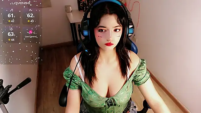 Lunyhose online show from April 3, 8:51 pm