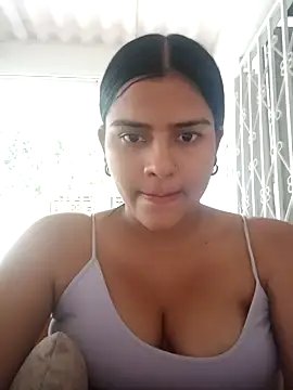 Snapshot of daringxxxhot chatting on September 26, 10:25 pm daringxxxhot online show from September 26, 10:25 pm