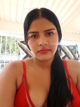 Snapshot of daringxxxhot chatting on October 7, 12:46 pm daringxxxhot online show from October 7, 12:46 pm