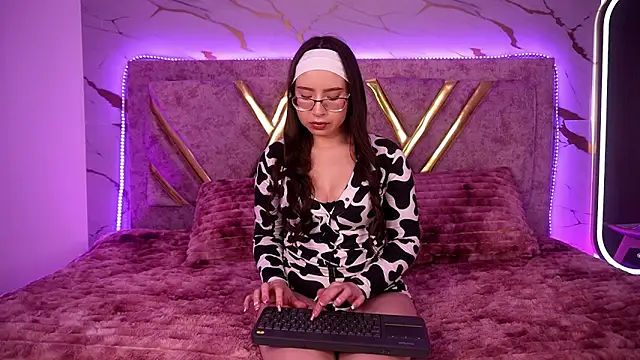 natasha vesper online show from October 29, 12:07 pm