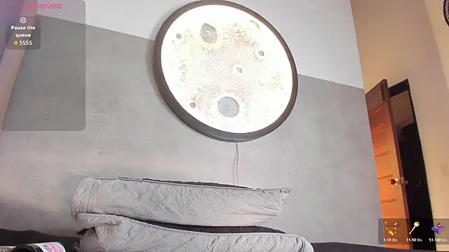 honny 23 online show from March 7, 7:44 pm