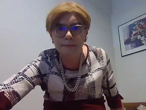 Nady79xxx online show from October 23, 3:44 pm