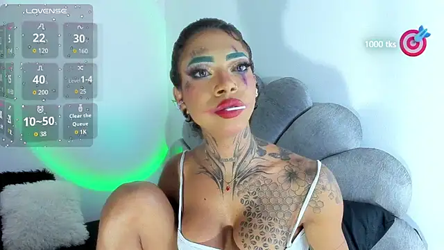 michell danna online show from October 30, 1:29 am