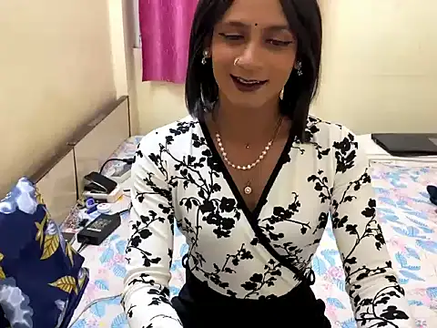 LuvLayla online show from November 21, 6:17 pm