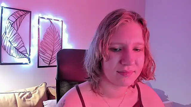 Hailey Foxy online show from November 20, 9:20 am