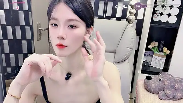 Yueyue-MM online show from May 21, 2:24 pm