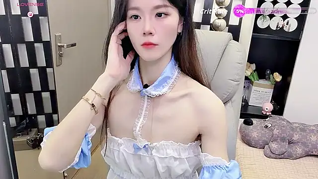 Yueyue-MM online show from July 15, 1:11 am