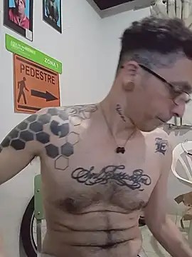 dinho carioca online show from December 14, 12:43 pm