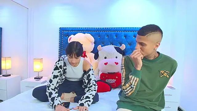 Damian and roxanne online show from September 20, 12:39 pm