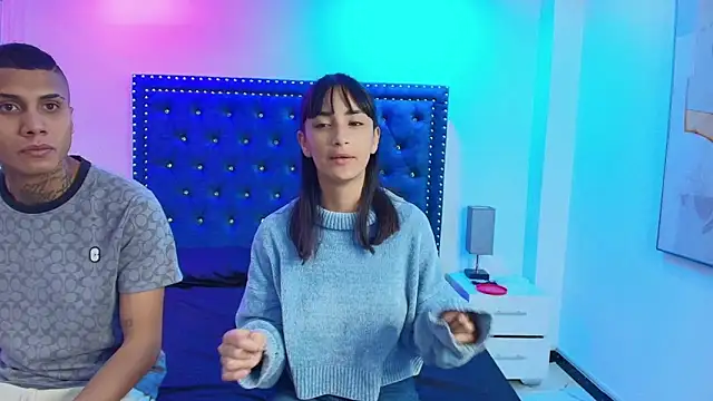 Damian and roxanne online show from October 6, 12:35 pm