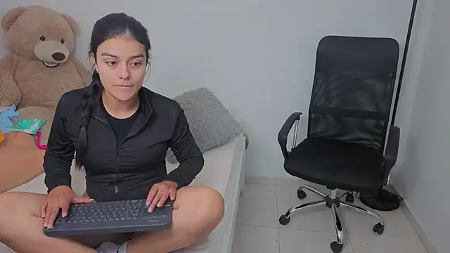 valerihouse online show from October 29, 1:08 am