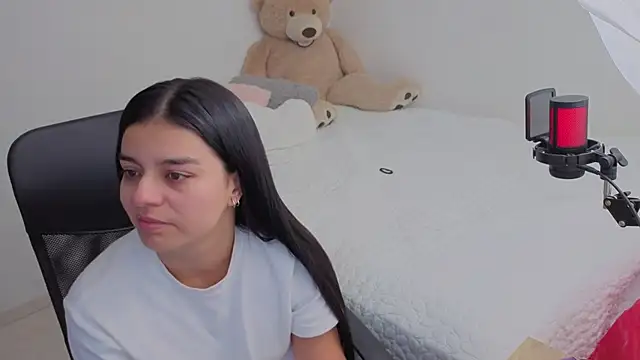 valerihouse online show from February 7, 1:09 am