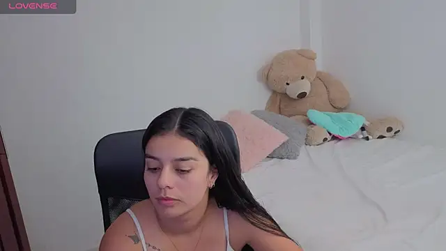 valerihouse online show from March 26, 1:44 am