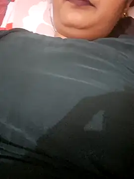 Snapshot of Minu_love chatting on March 1, 7:32 am Minu love online show from March 1, 7:32 am