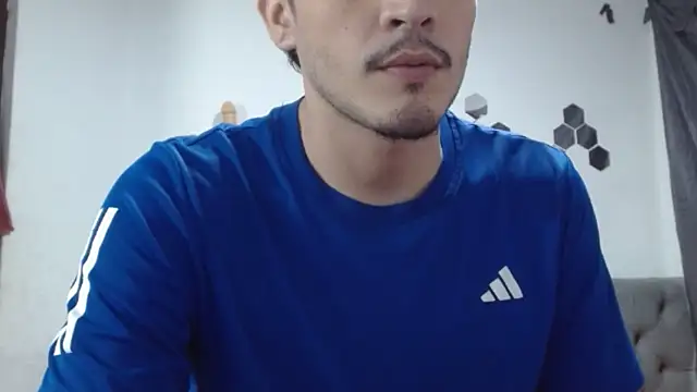 g0lden boss online show from December 18, 10:38 pm